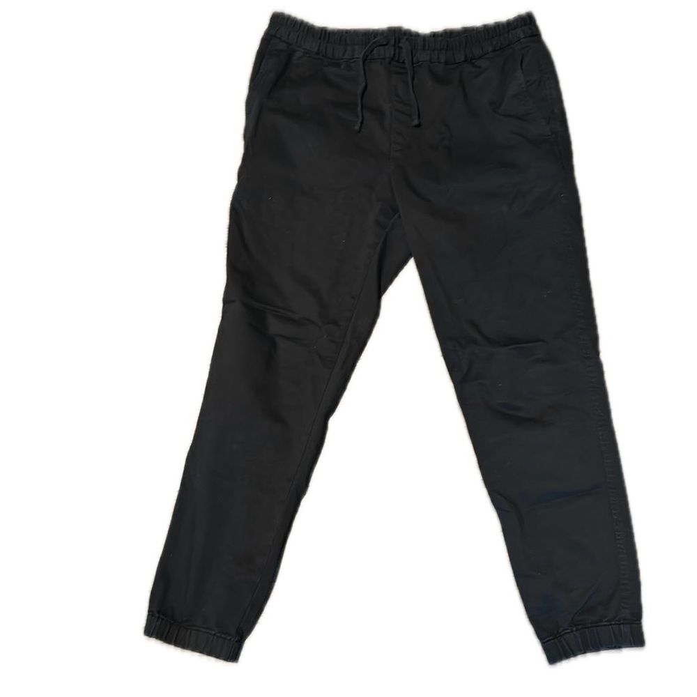 Banana Republic Relaxed Fit Travel Jogger. Size:M Color: Black
